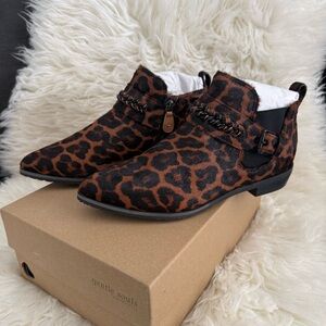 Gentle Souls Neptune Leopard Calf Hair Chain Bootie 6.5 New